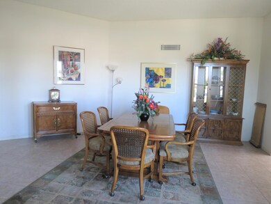 10619 W Pineaire Dr, Sun City, AZ 85351 - photo 3