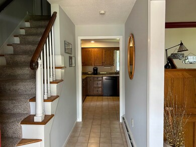 350 Eastridge Cir, Mendon, VT 05701 - photo 2