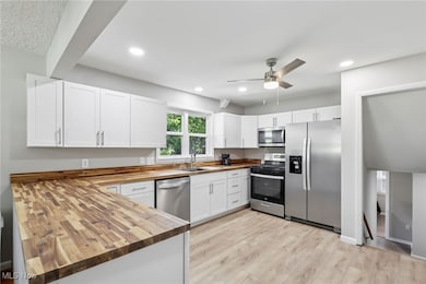 656 W Highland Ave, Ravenna, OH 44266 - photo 5