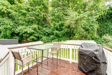 28 Enid St, Worcester, MA 01604 - photo 4