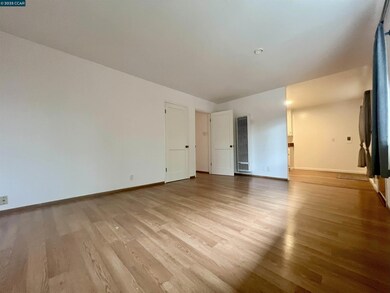 2134 McGee Ave unit B, Berkeley, CA 94703 - photo 6