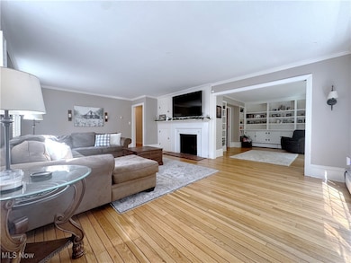 1333 Clearview Rd, Cleveland, OH 44124 - photo 5