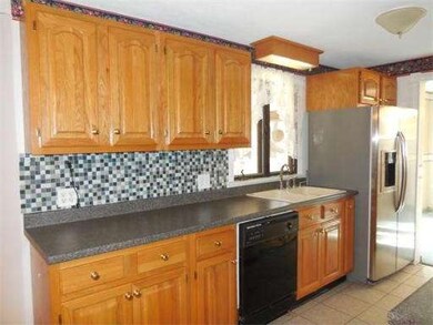 22 Old Rock Valley Rd, Holyoke, MA 01040 - photo 6