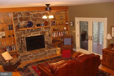 388 Off Rt 13 1, Berkeley Springs, WV 25411 - photo 3