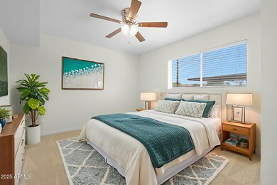 749 E Montebello Ave unit 127, Phoenix, AZ 85014 - photo 2