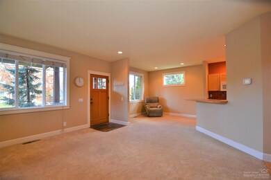 20589 Sierra Dr, Bend, OR 97701 - photo 5