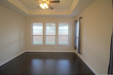 8920 Live Oak Grove Ln, Houston, TX 77080 - photo 6