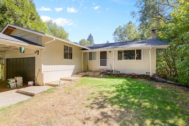 268 Pickett Creek Rd, Grants Pass, OR 97527 - photo 3