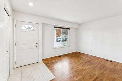 520 Clarion St, Clio, MI 48420 - photo 4