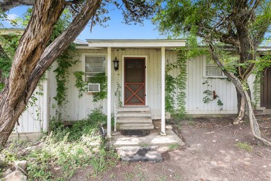 239 Memory Ln, Fredericksburg, TX 78624 - photo 6