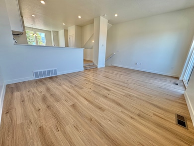 1692 N 1600 W, Layton, UT 84041 - photo 2