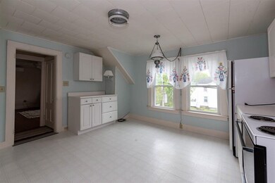66 Union St unit 2, Milford, NH 03055 - photo 3