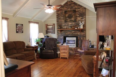 4 Oak Tree Dr, Laurel, MS 39443 - photo 4