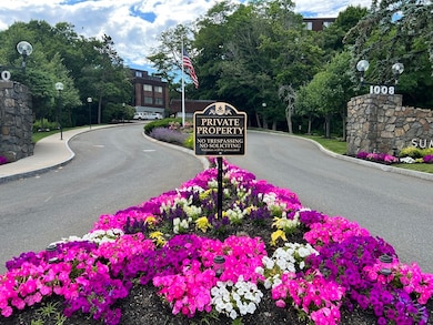 1002 Paradise Rd unit 2D, Swampscott, MA 01907 - photo 2