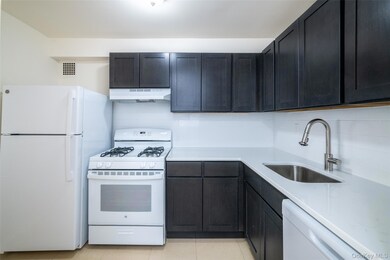 125 Lake St unit 11-M North, White Plains, NY 10604 - photo 5