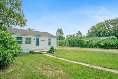 52646 Marks St, South Bend, IN 46637 - photo 2