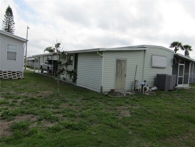 122 Saint Martins Way, Apollo Beach, FL 33572 - photo 3