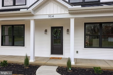 514 Woodcrest Ave, Lititz, PA 17543 - photo 2
