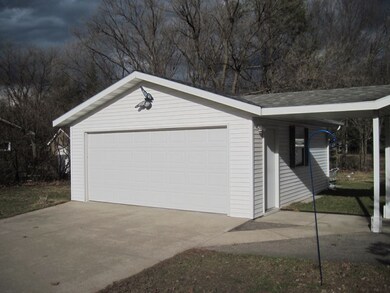 216 N Vincennes St, Adams, WI 53910 - photo 3