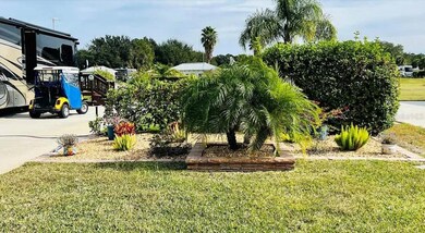 9531 SE 47th Way unit 280, Webster, FL 33597 - photo 2