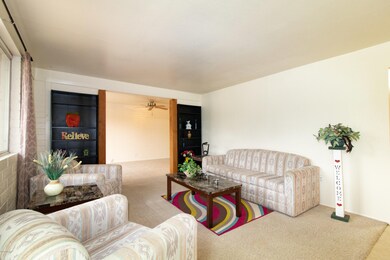 610 Redbud Pl 4