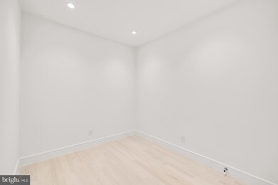 1515 14th St NW unit 302, Washington, DC 20005 - photo 5