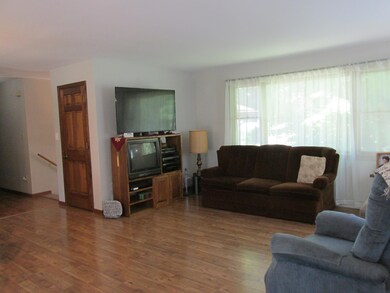 1502 Hillcrest St, La Porte, IN 46350 - photo 3