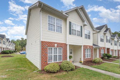 1810 Eagle Beach Ct, Raleigh, NC 27610 - photo 3