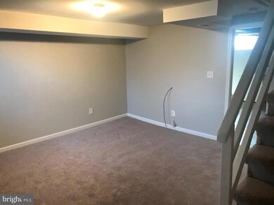 1124 Cooks Ln, Baltimore, MD 21229 - photo 6