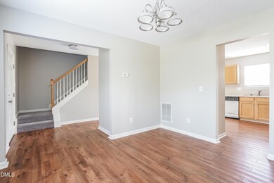 4716 Triple Creek Dr, Raleigh, NC 27616 - photo 6