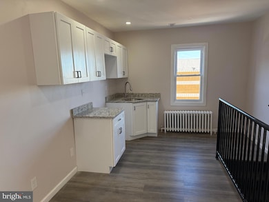 2537 E Auburn St unit 3, Philadelphia, PA 19134 - photo 4