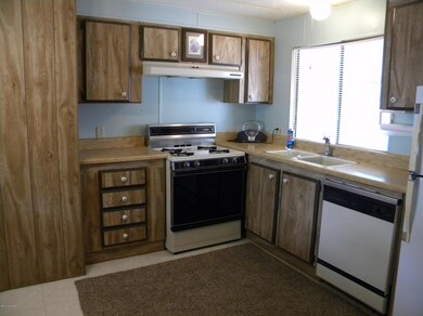 Kitchen Stove, Diswasher etc