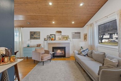 20 Mountain Rd, Burlington, MA 01803 - photo 2