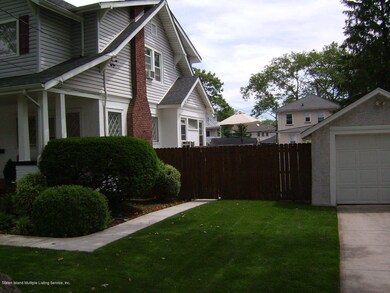 11 Cubberly Place, Staten Island, NY 10306 - photo 3