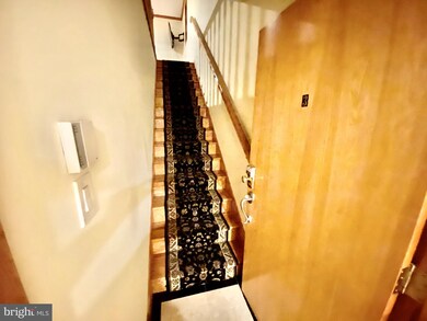 906 Cherry St unit 3FL, Philadelphia, PA 19107 - photo 4