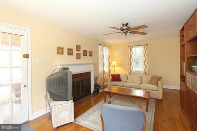 1400 Erskine St, Takoma Park, MD 20912 - photo 5