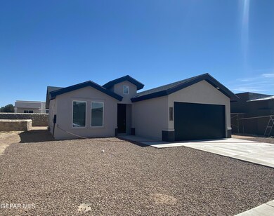 12009 Silent Place Ct, Socorro, TX 79927 - photo 2