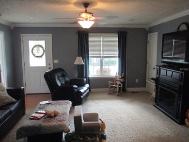 302 Hillcrest St, Manchester, TN 37355 - photo 5