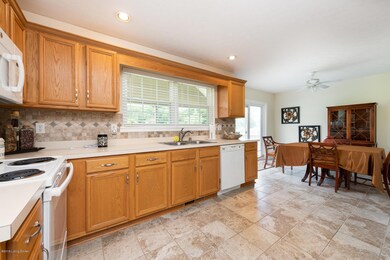 7914 Village Point (30 of 53)