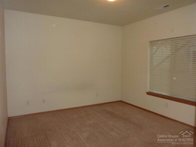 20632 Honeysuckle Ln, Bend, OR 97702 - photo 6