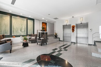 4-web-or-mls-7RV00309