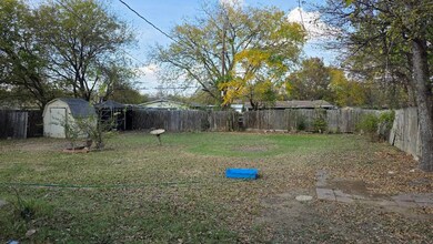 4613 Forbes St, Fort Worth, TX 76105 - photo 3