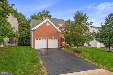 35526 Sarasota St, Round Hill, VA 20141 - photo 3