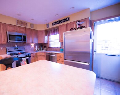 348 Fairbanks Ave, Staten Island, NY 10306 - photo 5