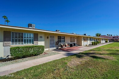 13650 N Silverbell Dr, Sun City, AZ 85351 - photo 3