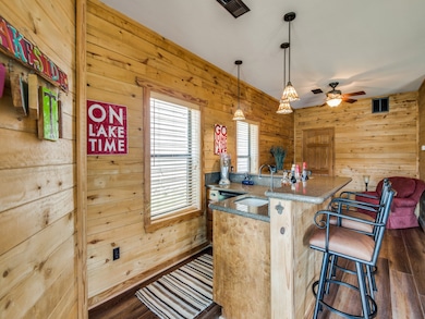 47 Cypress Bend, Huntsville, TX 77340 - photo 2