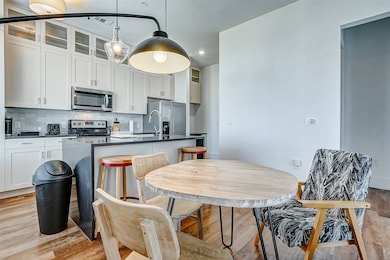 1508 Blodgett St unit 609, Houston, TX 77004 - photo 5