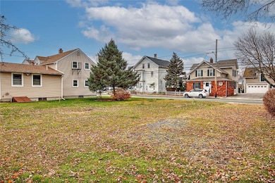 311 High St, Cumberland, RI 02864 - photo 3