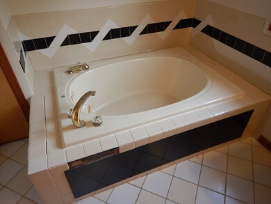 55 Ashland St, Oswego, IL 60543 - photo 4