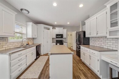 5817 Woodstock St, Shawnee, KS 66218 - photo 6